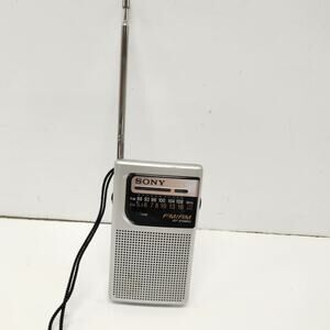 Sony ICF-S10MK2 Pocket AM/FM Radio with Speaker - Silver Works Great